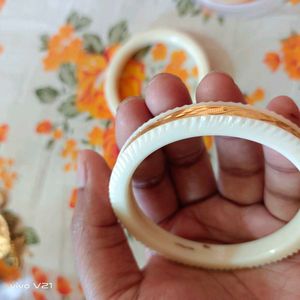 Women Beautiful Bangles