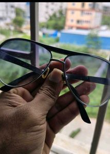 2 Gogs One Is Fastrack, Other Iddee