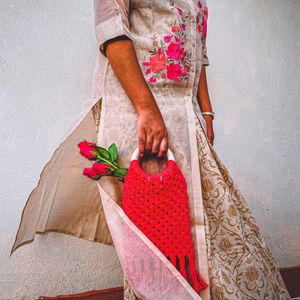 Handmade small bag with round handle