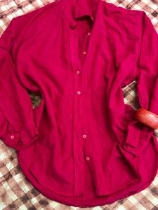Oversized pink shirt