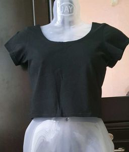 Women Black Cropped Top