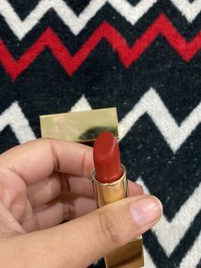 price drop! Estee lauder new lipstick