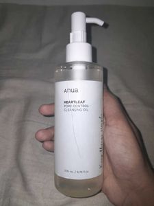Anua Cleansing Oil