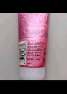 Pond&#39;s Bright Beauty Face Wash - Niacinamide