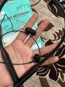Signatize SZ-1170 Rock Wireless Headphones