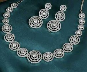 Elegant Necklace &amp; Earring Set