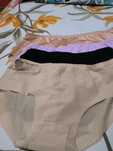 Panties - Set of 4