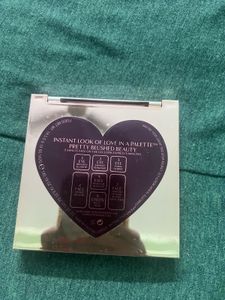 Charlotte TilburyInstant Look Of Love In A Palette