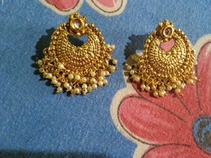 Earrings And Jewellery Set☺☺