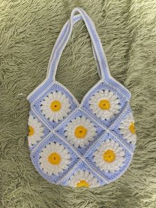 Crochet Daisy Bag