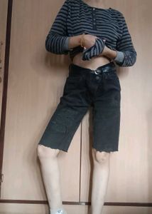 Black Denim shorts🎱