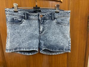 Nuon Women Shorts