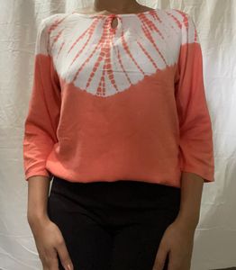 Orange top