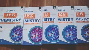 Arjuna Pw Jee Chemistry Module