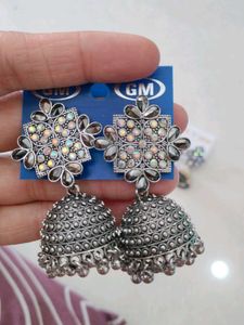Earings combo new with tag