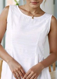 White Sleeveless Casual Dress