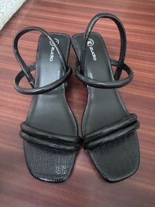 Zudio Black Heels