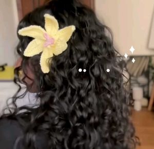 Unique Medium Flower Clip