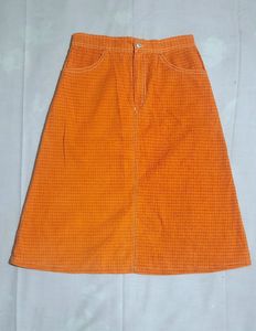 🔥classy Orange Skirt🔥