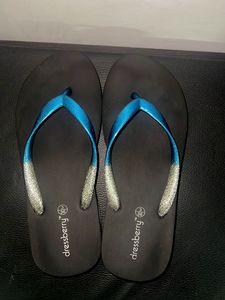 DressBerry Branded Flip Flops