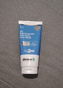 The Derma Co Face Wash