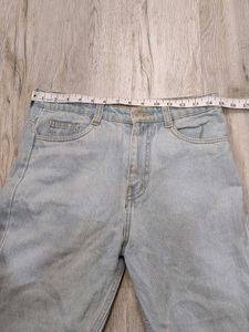 Ma2222 HN Denim baggy jeans waist 28 inches