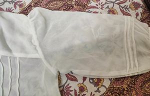 WhiteVneckTopcumshirt