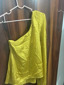 H&M Satin OneShoulder Tops And zara Denim