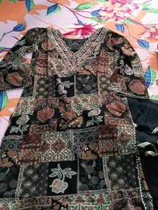 Black V Neck Design Kurta Set