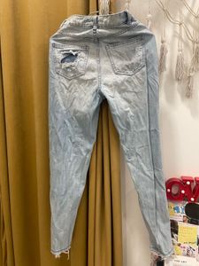 Boyfriend Ripped Jeans