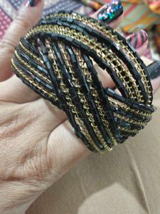 Stylish Black &amp; Gold Bracelet