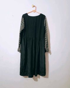 Sangria Black Dress
