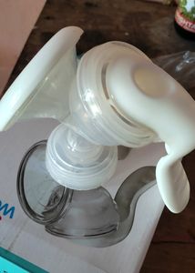 Small Wonder Manual Breast Pump