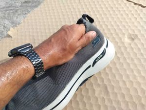 ☔OG SKETCHERS GO WALK