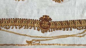 Elegant Traditional Jewelry Set