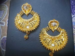 Golden Chandbali