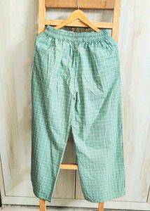 Checkered Casual Pants waist size-30-32