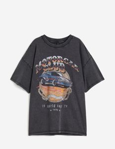 H&amp;M Oversized Tee 🖤