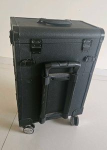 Rolling Makeup Artist Case