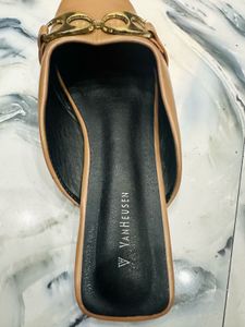 Brown Tan Nude Flats By Van Heusen