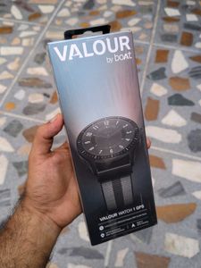 boAt Valour 1 Smartwatch - With GPS - Brand New