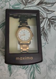 Maxima Watch