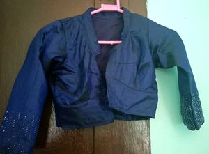 Beautiful Navy Blue Blouse 💙