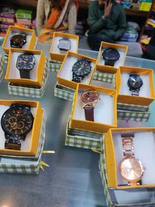 Analog Watch For Men Women
