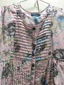 Floral Printed Georgette Kurti (Size M)