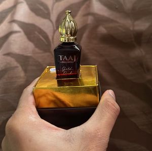 belavita taaj oud attar