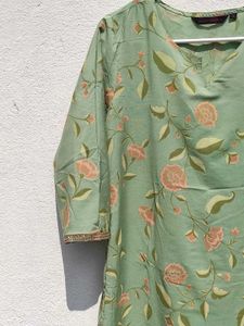 Rangmanch By Pantaloons Green Floral Printed Kurta