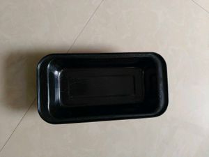 Black non stick cake tray