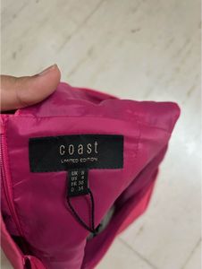 Hot Pink One-Shoulder Statement Crop Top – Bold, F