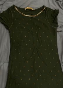 Avaasa Olive Green Kurthi